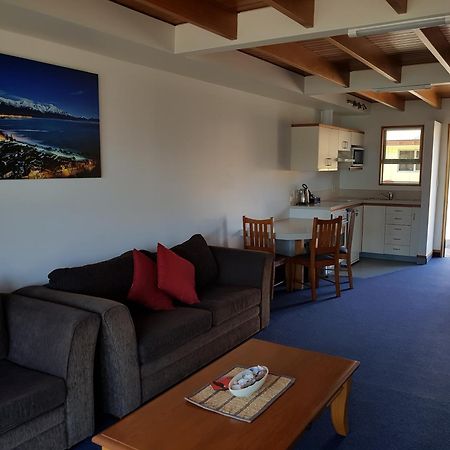 The Anchor Inn Beachfront Motel Kaikoura Ngoại thất bức ảnh