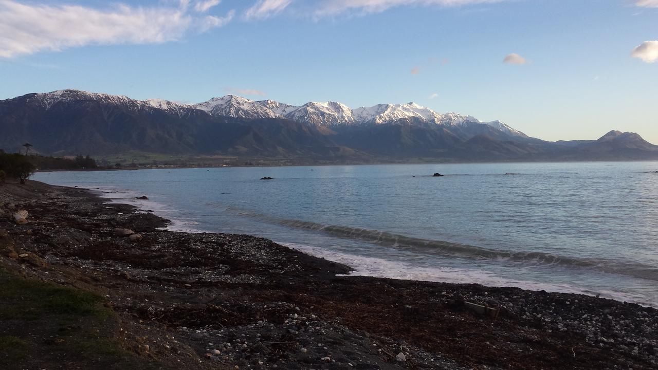The Anchor Inn Beachfront Motel Kaikoura Ngoại thất bức ảnh