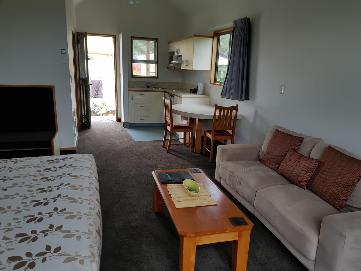 The Anchor Inn Beachfront Motel Kaikoura Ngoại thất bức ảnh