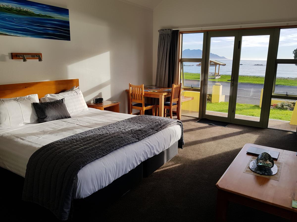 The Anchor Inn Beachfront Motel Kaikoura Ngoại thất bức ảnh
