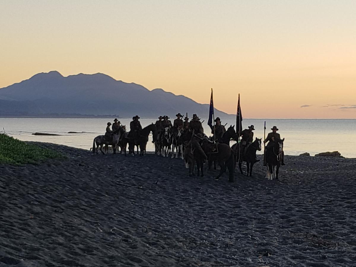 The Anchor Inn Beachfront Motel Kaikoura Ngoại thất bức ảnh