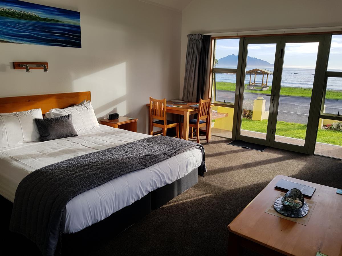 The Anchor Inn Beachfront Motel Kaikoura Ngoại thất bức ảnh