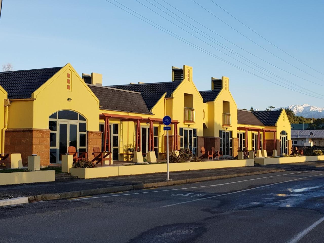 The Anchor Inn Beachfront Motel Kaikoura Ngoại thất bức ảnh